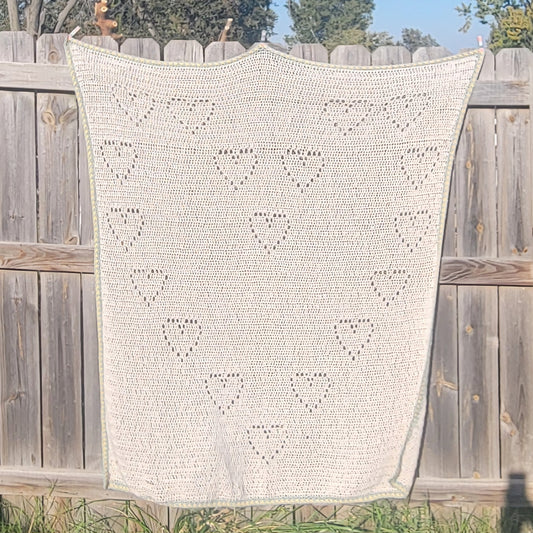 Amour Hearts Blanket